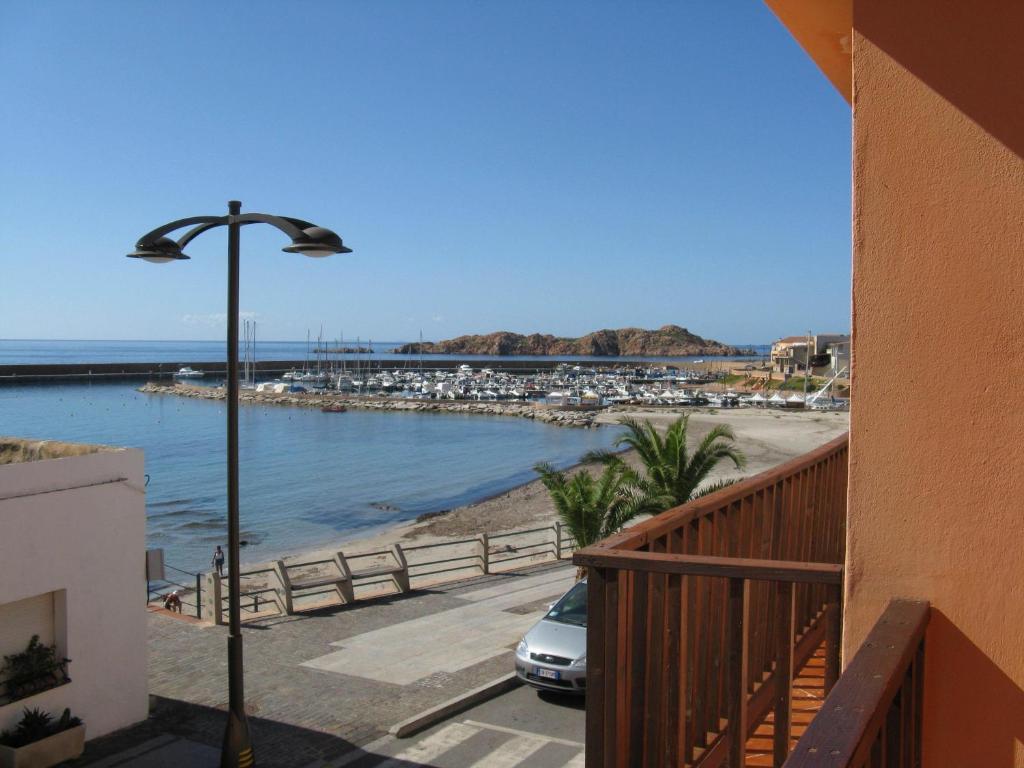 Borgo Spiaggia Vista Mare Isola Rossa Quarto foto